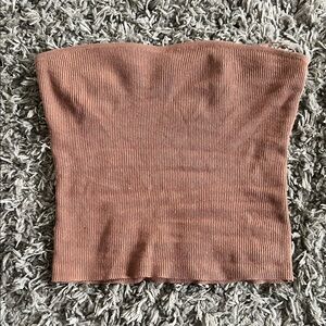 Dynamite Ribbed Strapless Top in Pink/Brown